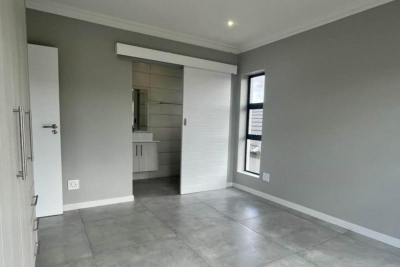 3 Bedroom Property for Sale in Seemeeu Park Western Cape